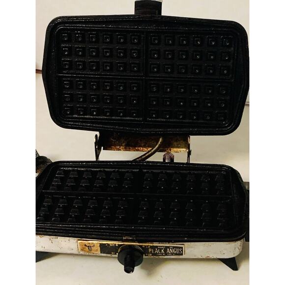 Vtg Black Angus Chrome Electric Waffle Maker Series 932 Tested - Picture 5 of 8